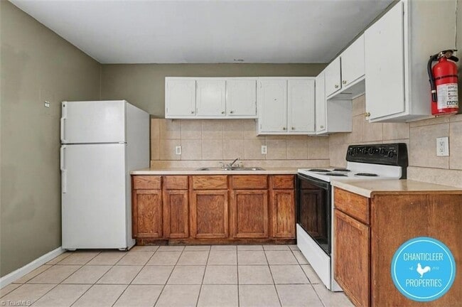 Photo - 1504 Autumn Dr Unit B