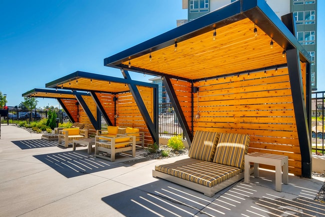 Photo - High Line Pointe