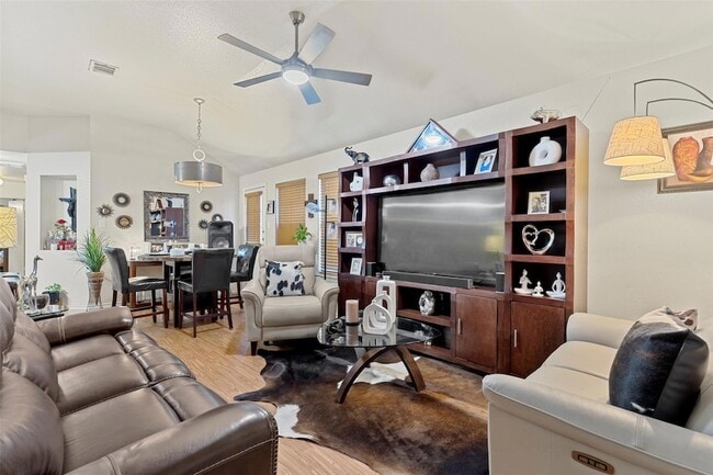 Photo - 1000 Christopher Ave Unit B