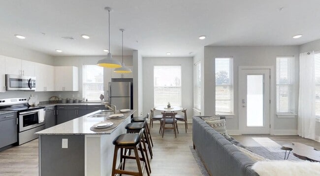 Building Photo - Echo Park at Perry Crossing