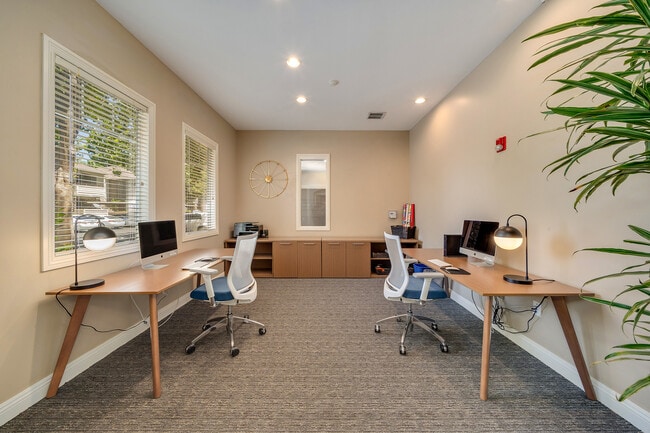 Photo - Preserve at Blue Ravine Apartments