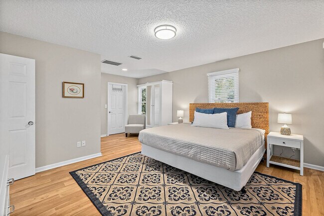 Photo - 12 Sylvan Dr Unit ID1281925P