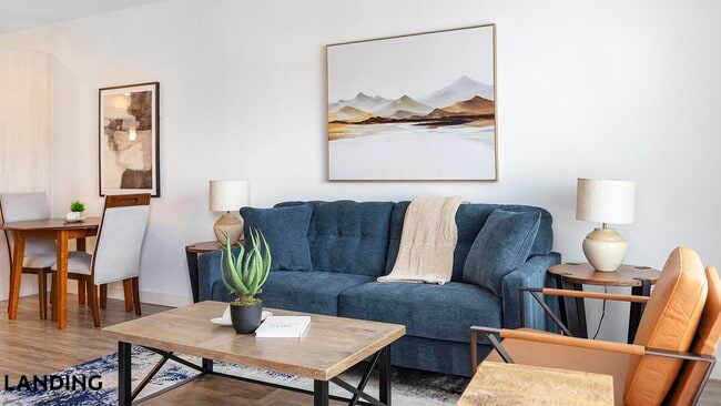 Building Photo - 1760 S Crismon Rd Unit 2031