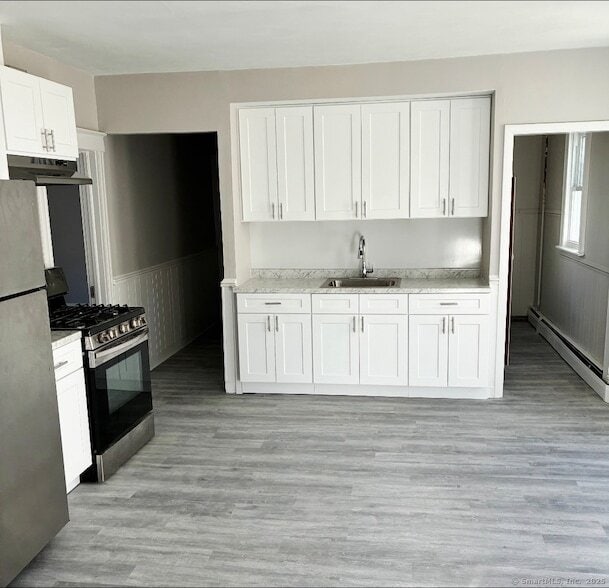 Photo - 465 Burritt St Unit 2nd floor