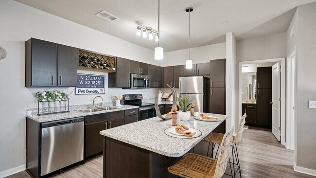 Photo - Springs at West Port