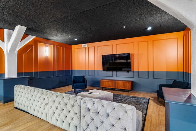 Photo - 205 W 4th St Unit ID1301397P