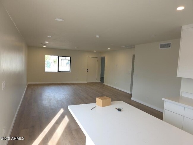 Photo - 8015 W Roma Ave