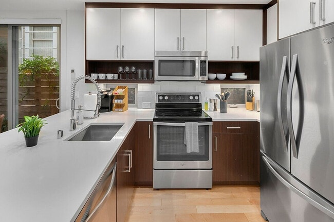 Photo - 935 13th Ave Unit SI ID1036004P