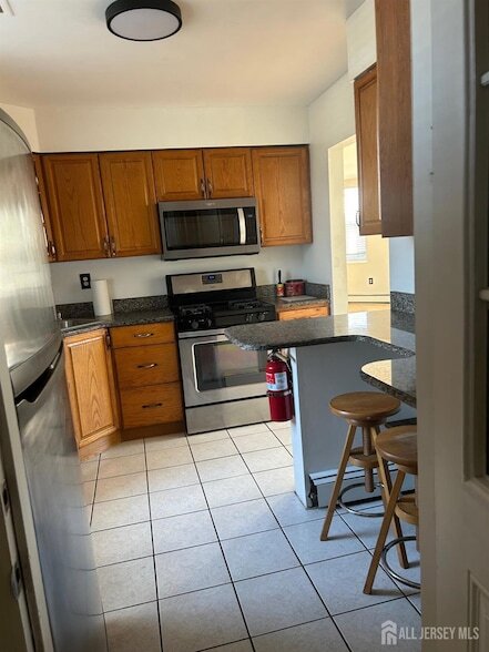 Photo - 31 W Main St Unit UPPER