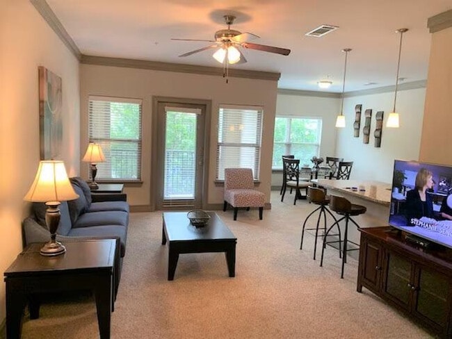 Building Photo - 70 Venue Wy Unit SI ID1470266P