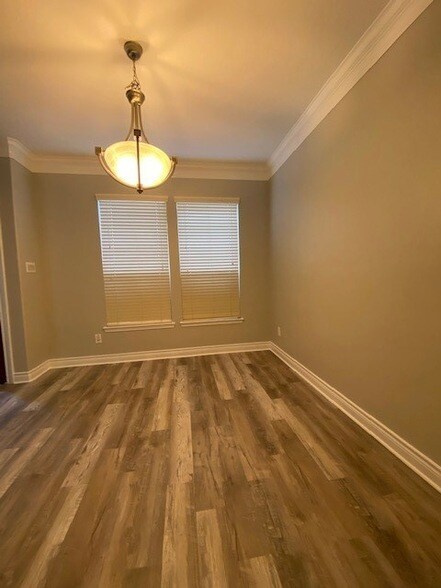 Photo - 3415 Clearview Cir