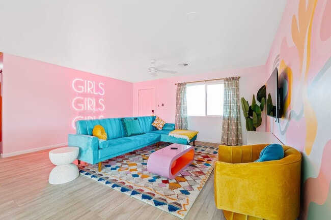 Building Photo - 7840 E Belleview St Unit SI ID1018168P