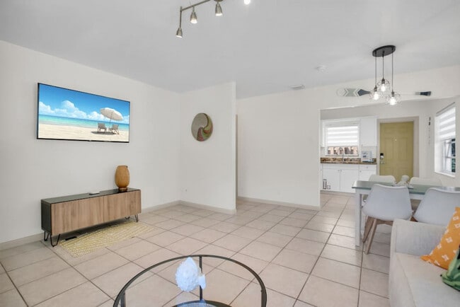 Photo - 1850 SW 24th St Unit ID1254554P