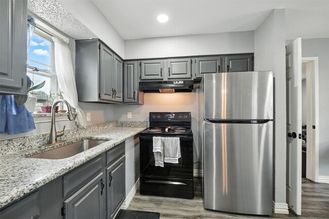 Photo - 2020 Audra Ln