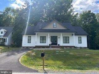 Building Photo - 23195 Esperanza Dr