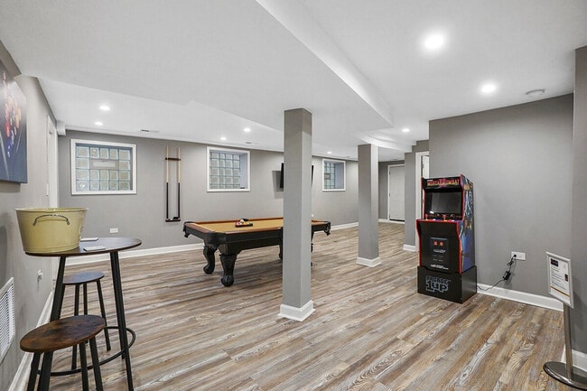 Photo - 8128 S King Dr Unit ID1298094P