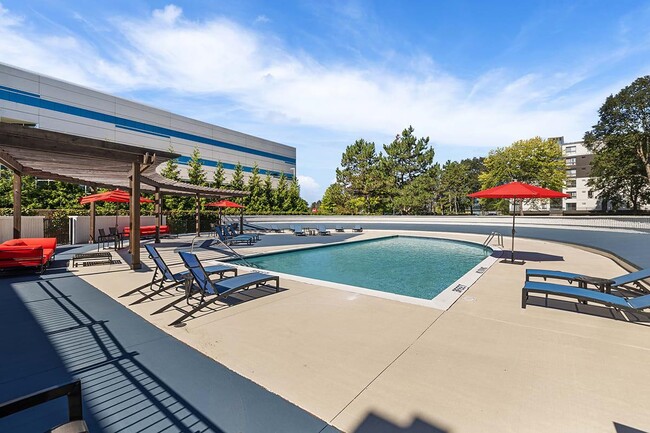 Photo - Residences of Troy Apartments - Troy, MI