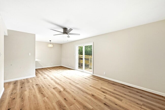 Photo - 7801 Shoal Creek Blvd Unit 140