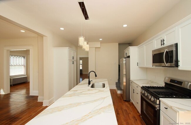 Photo - 62 Whitney St