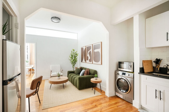 Building Photo - 444 W 48th St Unit SI ID1031318P