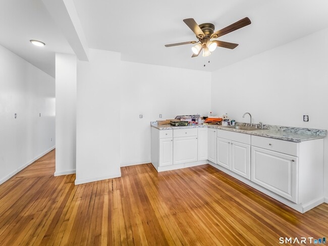 Photo - 31 Loveland St