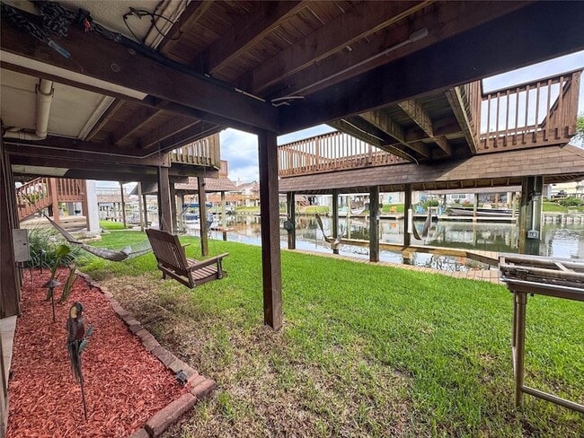 Photo - 1031 Redfish St