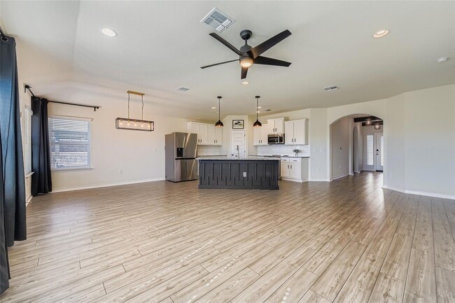 Photo - 17205 Adoro Dr