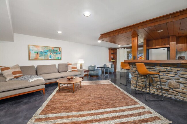 Photo - 1117 N Washington Ave Unit ID1221908P