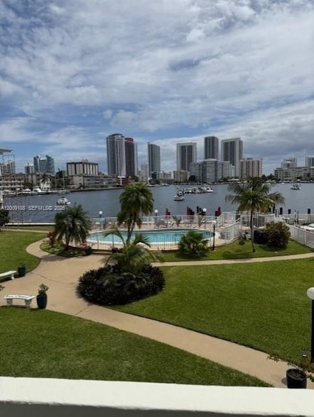Building Photo - 450 Golden Isles Dr Unit 2G