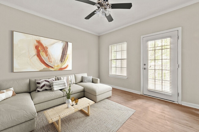 C208660_The_Parke_at_Oakley_1B1B_824_LR_05 - The Parke at Oakley