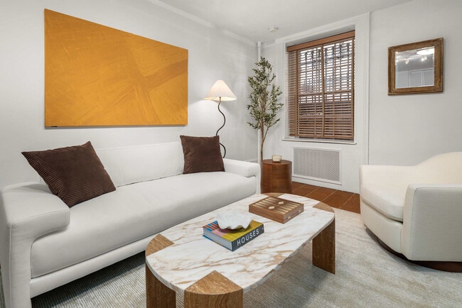 Photo - 3 E 9th St Unit SI ID1503018P