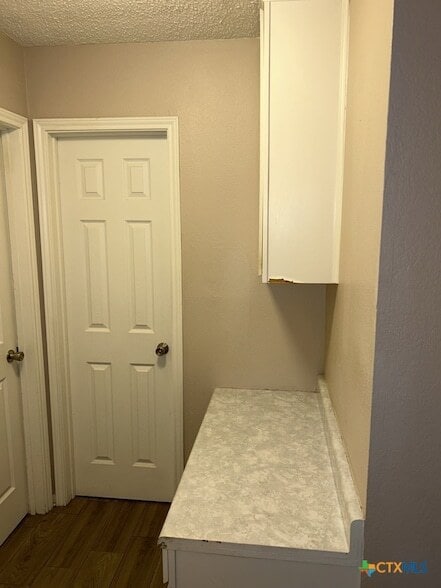 Photo - 105 E Reagan Ave