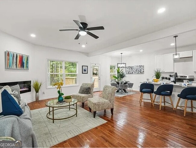 Photo - 3925 Pineshore Cir