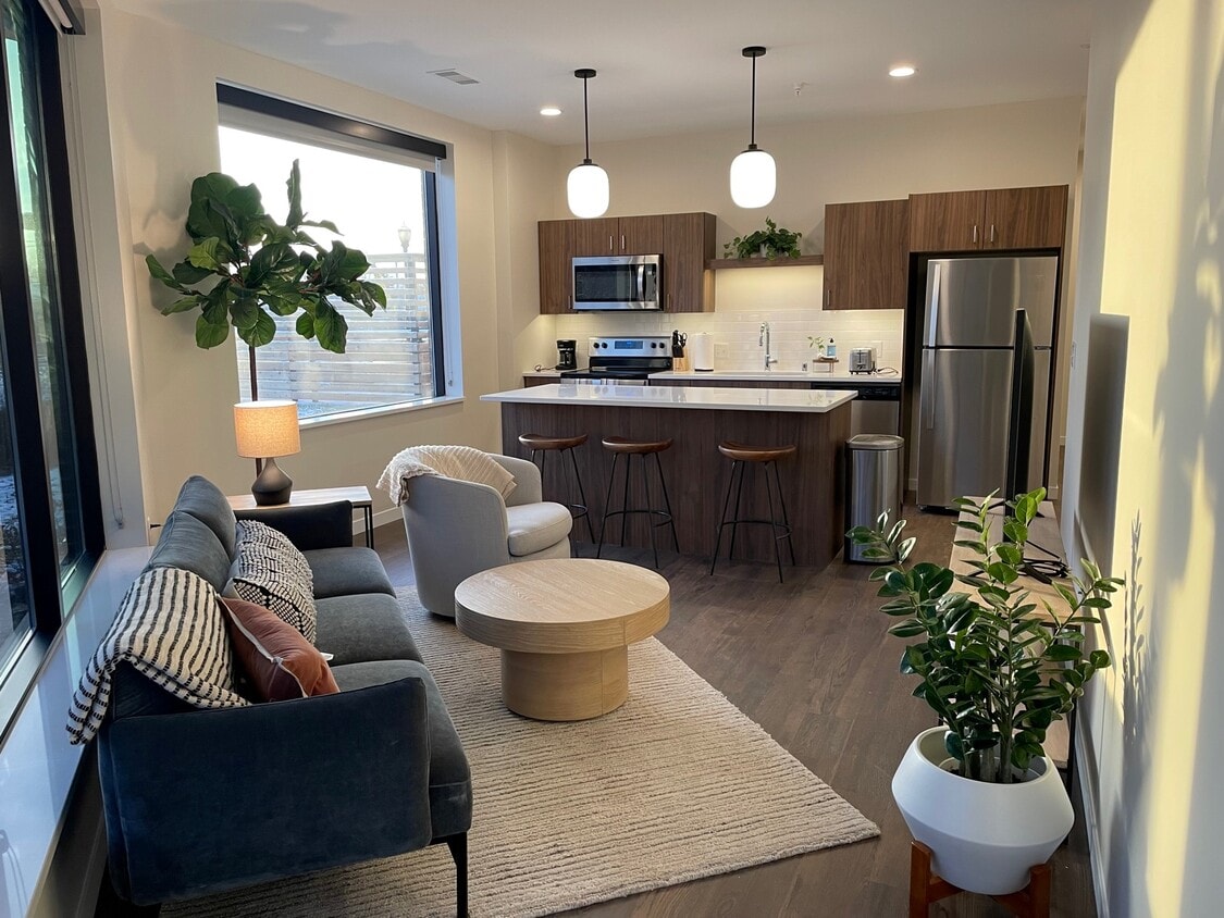 Floor Plan - Fully Furnished 2B/2B