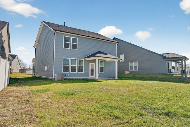 Photo - 404 Old Spg Ln