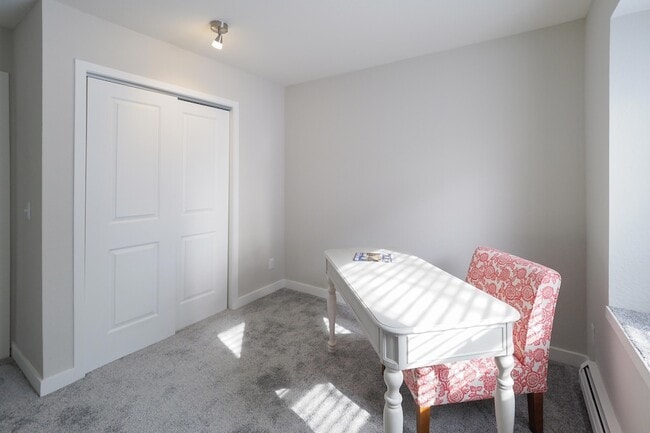 Photo - 3161 Mill Creek Dr Unit 8