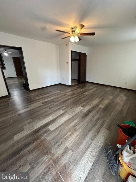 Photo - 2530 E Cambria St