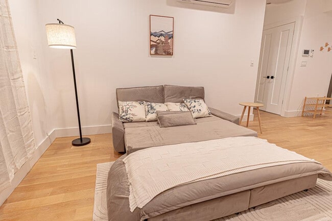 Photo - 207 Cooper St Unit ID1359084P