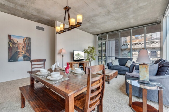 Photo - 1431 Curtis Street Unit SI ID1508525P