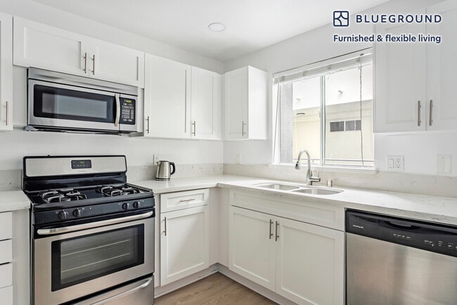 Photo - 16070 W Sunset Blvd Unit FL2-ID1426