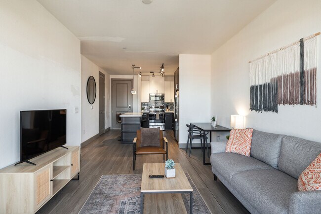 Photo - 555 N College Ave Unit SI ID1014605P