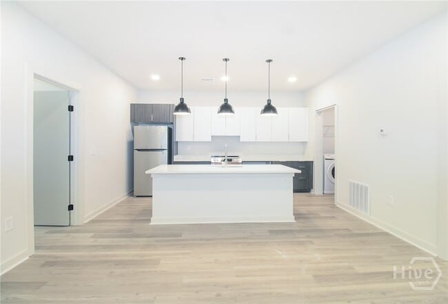 Photo - 240 Martha Dr