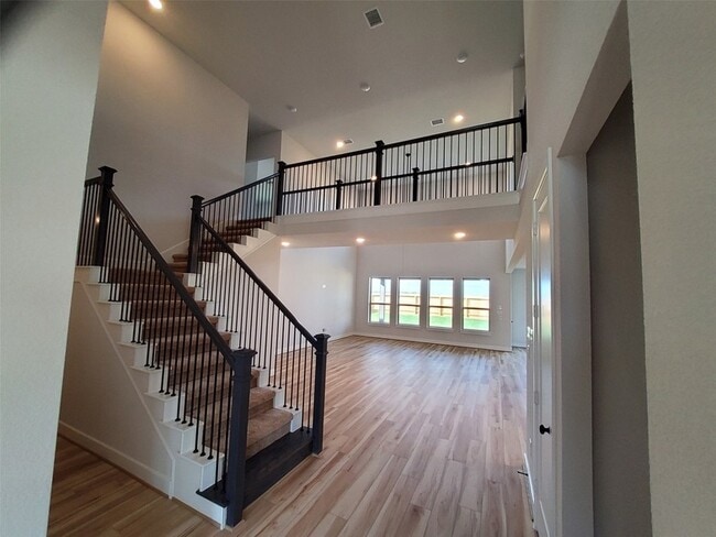 Photo - 20814 Flat View Dr