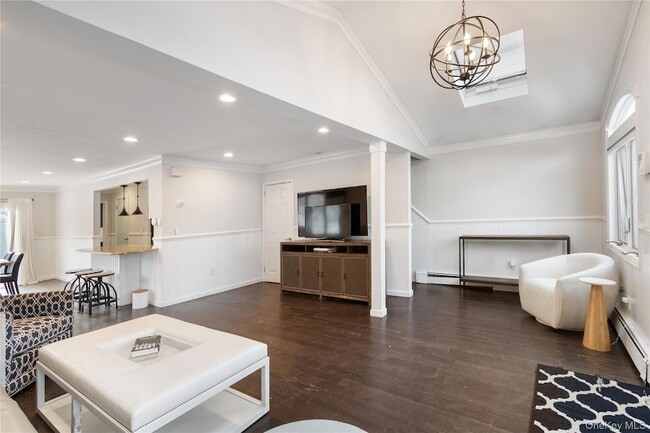 Photo - 6 Charles Pl