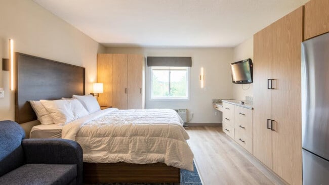 Photo - 865 Donald Lynch Blvd Unit SI ID1039510P