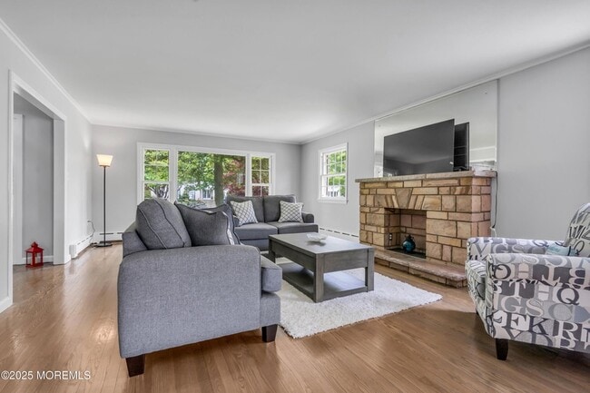 Photo - 208 Trenton Blvd