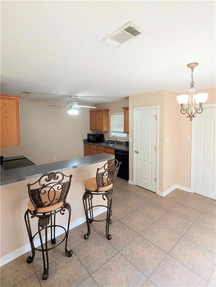 Photo - 4137 St Peter St