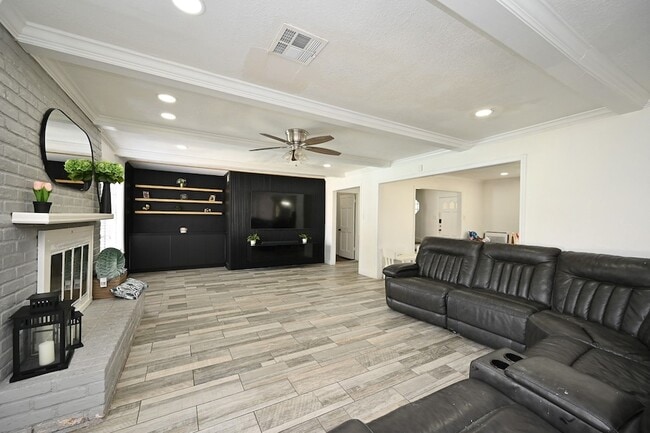 Photo - 5506 Pebble Springs Dr