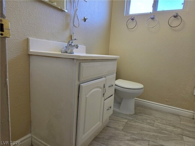 Photo - 489 North Cir Unit 4