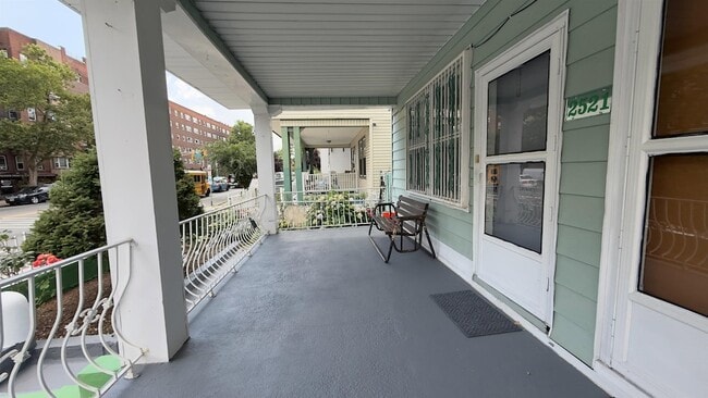 Photo - 2521 John F. Kennedy Blvd